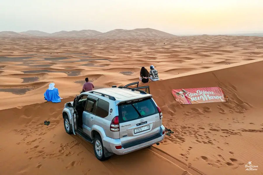 4×4 Excursion in the Dunes