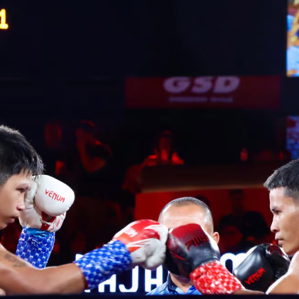 Muay Thai Fight Night at Rajadamnern Stadium