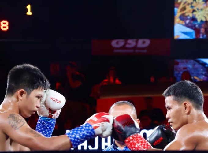 Muay Thai Fight Night at Rajadamnern Stadium