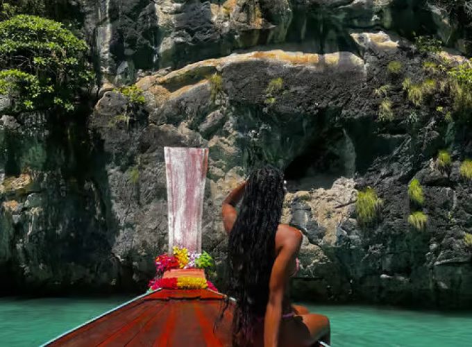 Private Phi Phi & Maya Bay Longtail Boat Tour Departing from Phi Phi