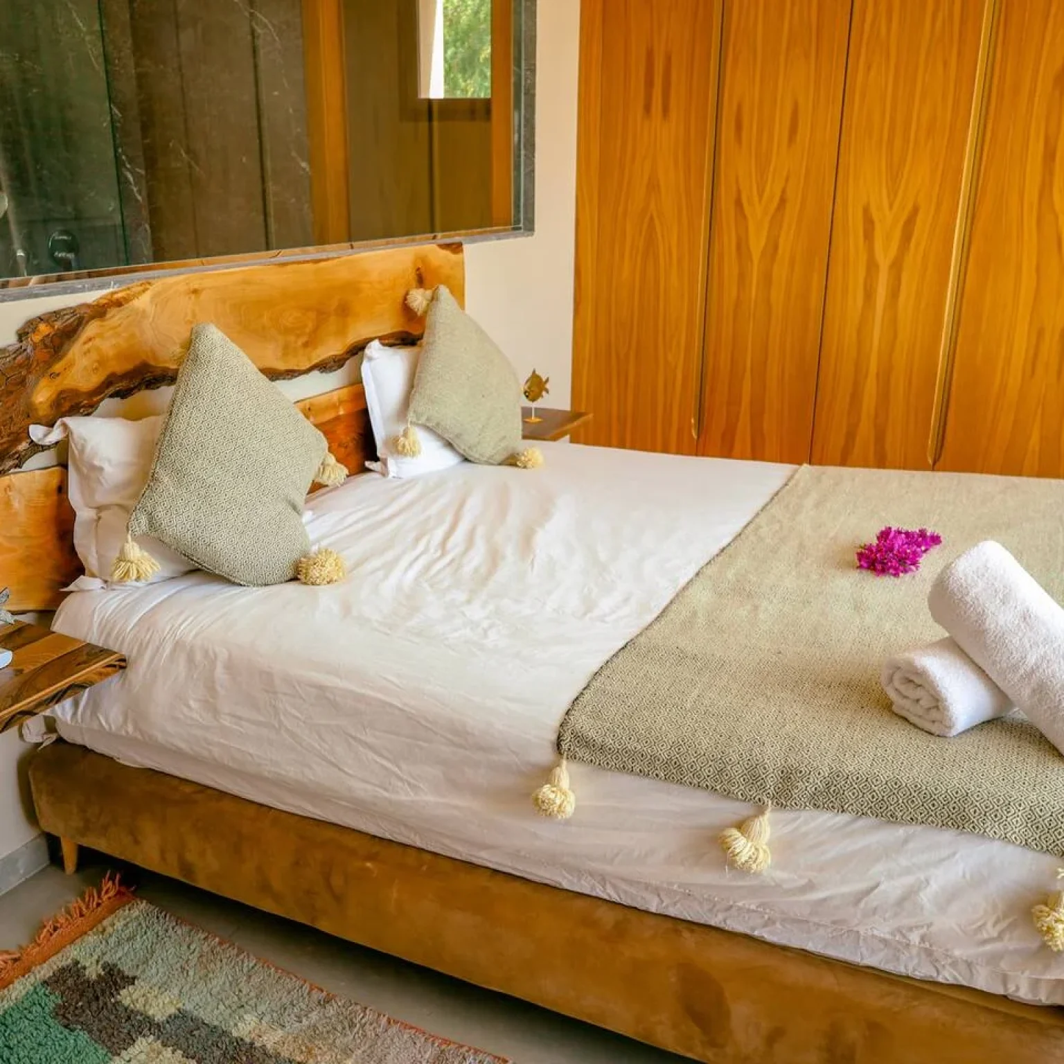 22c0d9bf-79f7-4bfd-9bed-bed65dc9a6ab