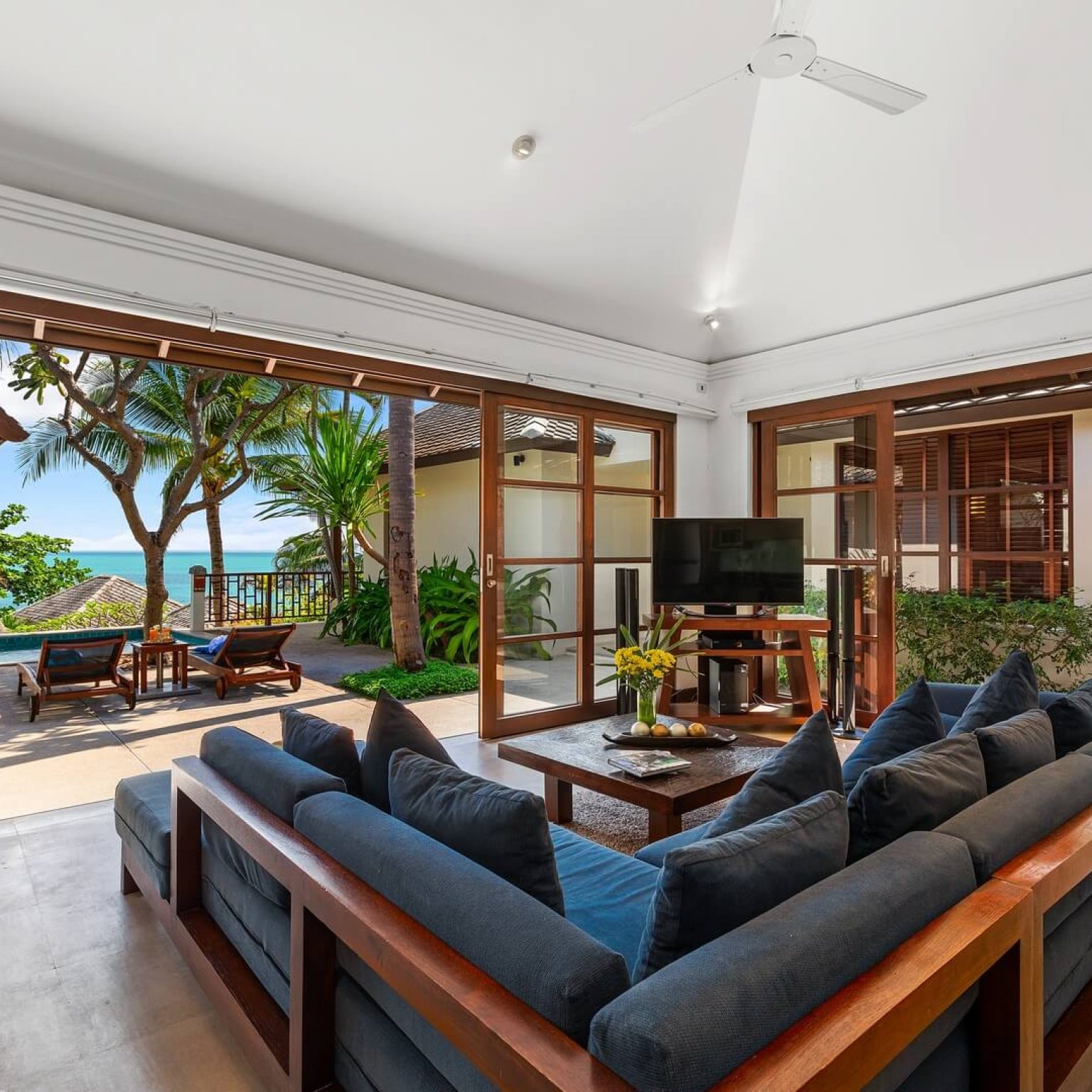 Aqua-Vista-Villa-26-18
