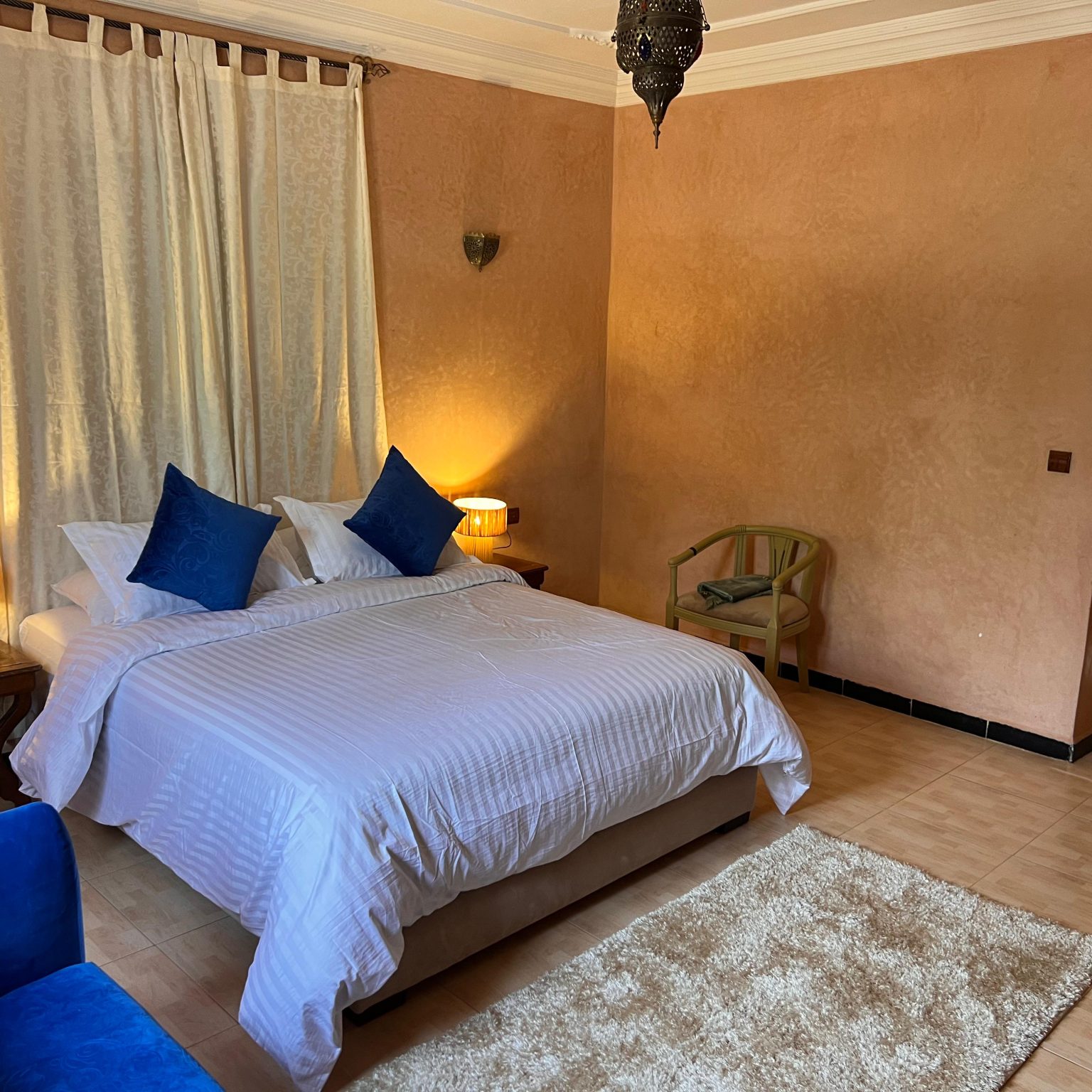 BEDROOM 4