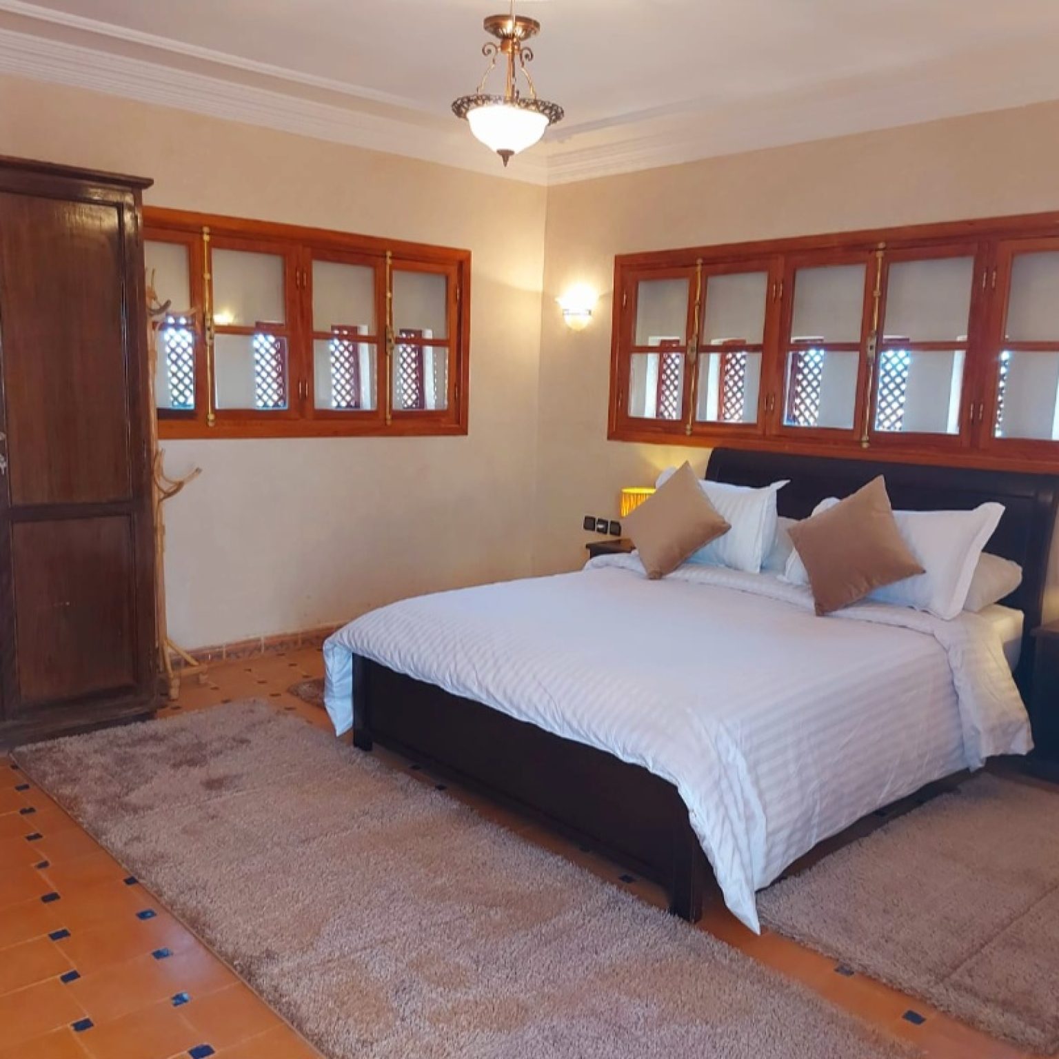 BEDROOM 7