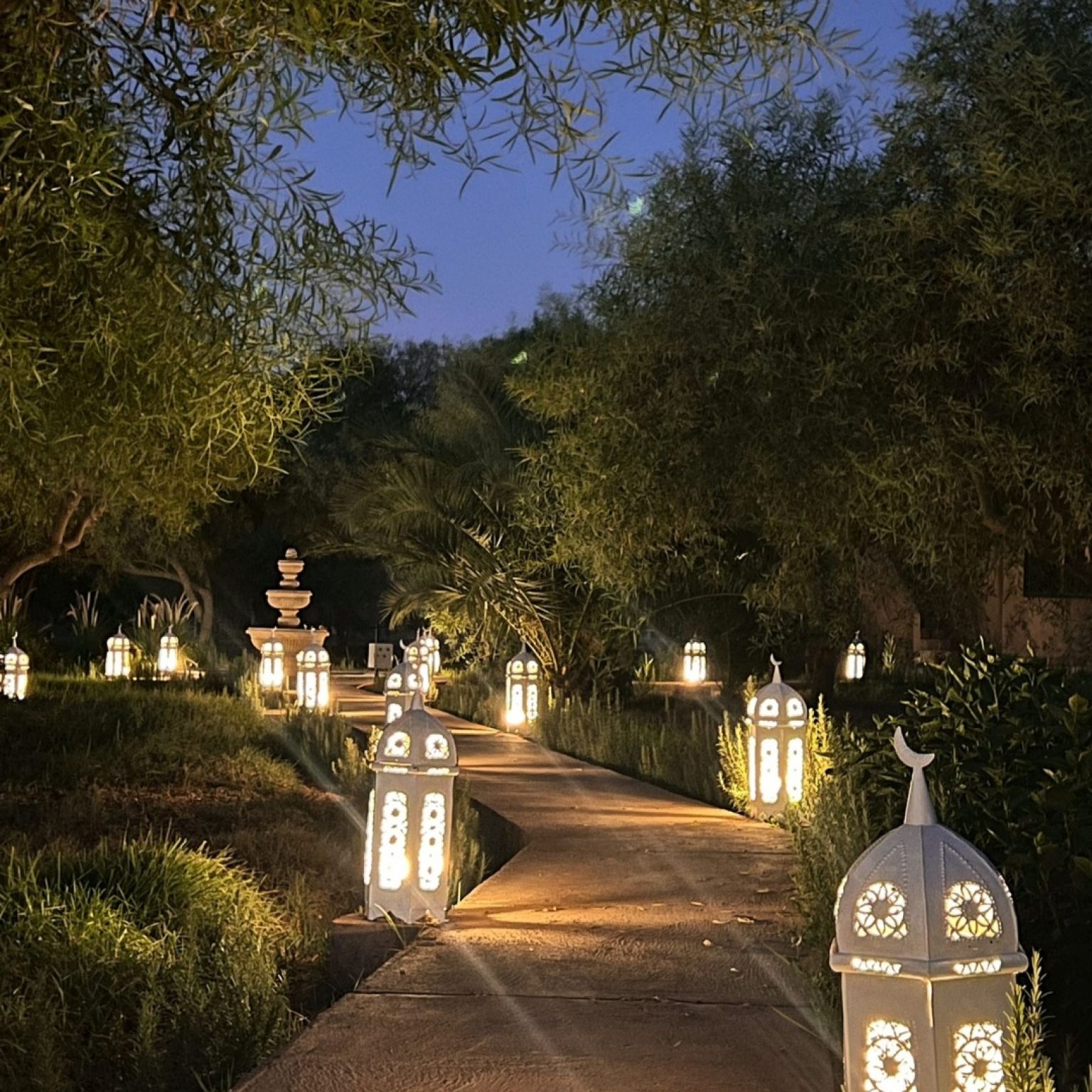 Path to bungalows