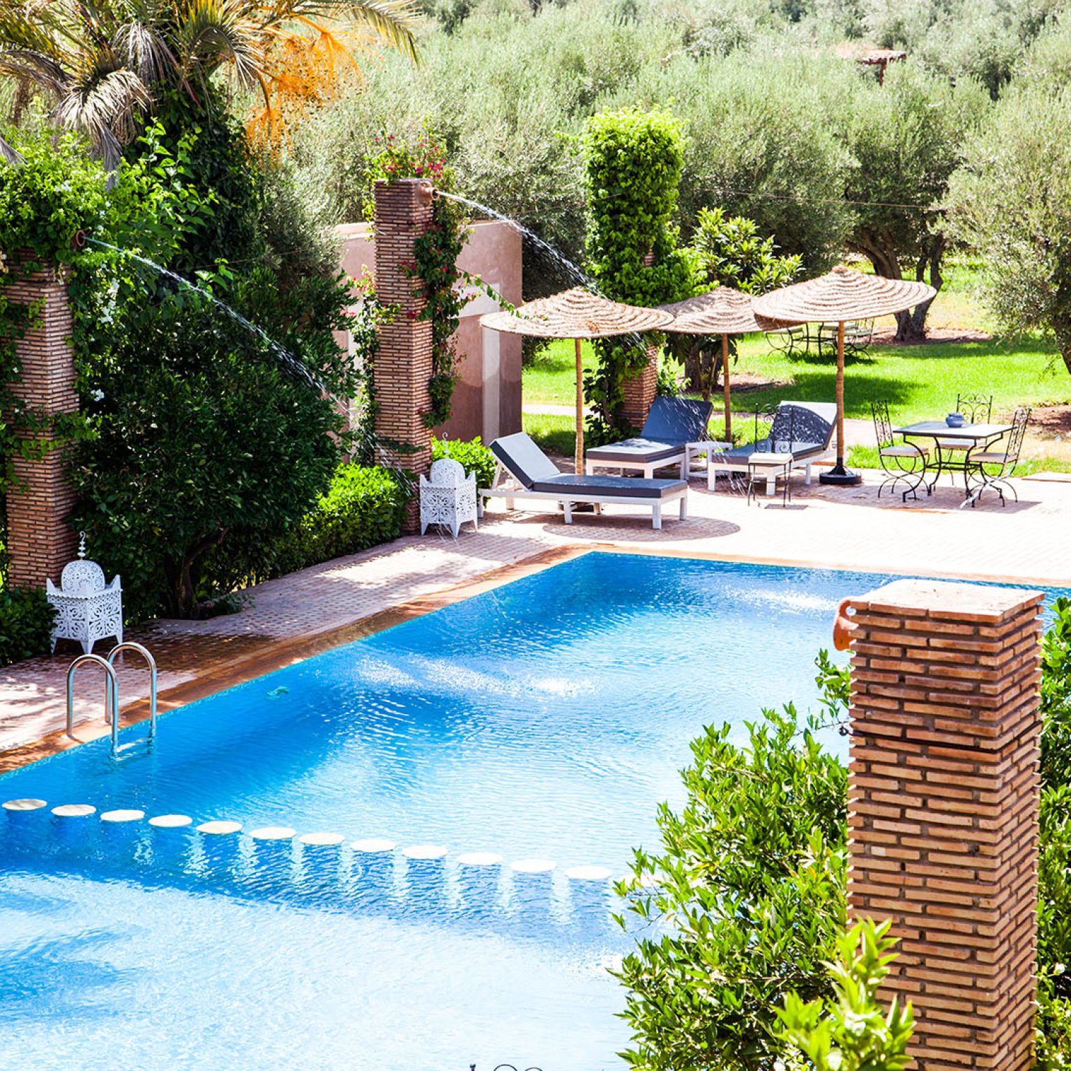 Poolview 2