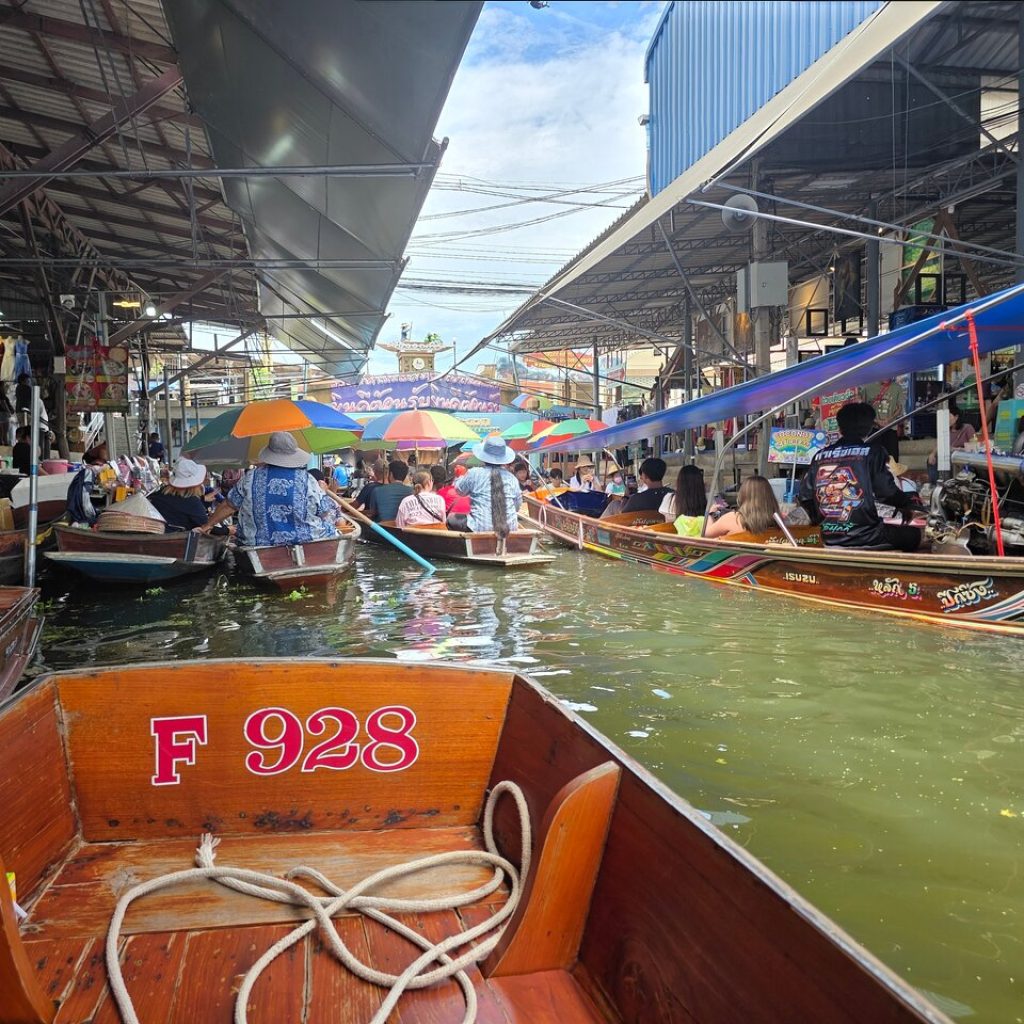 Bangkok Floating & Railway Market Tour – Half-Day Adventure