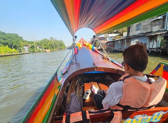 Bangkok Canal Tour – Longtail Boat Experience