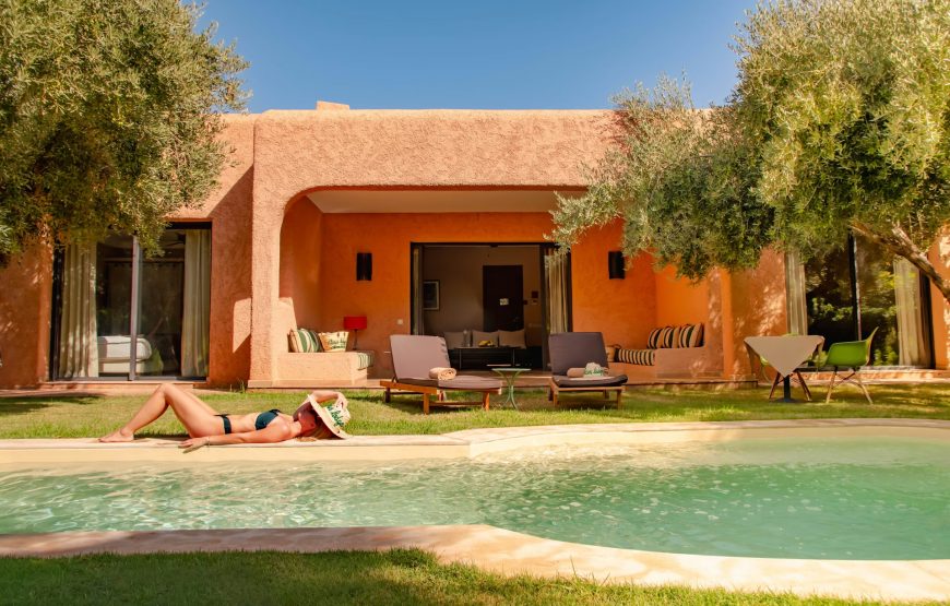 Lodge with Private Pool