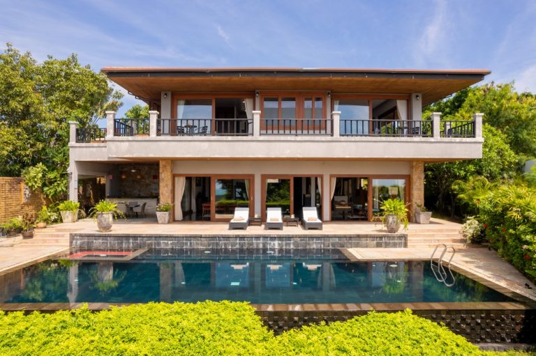 Villa Nireya