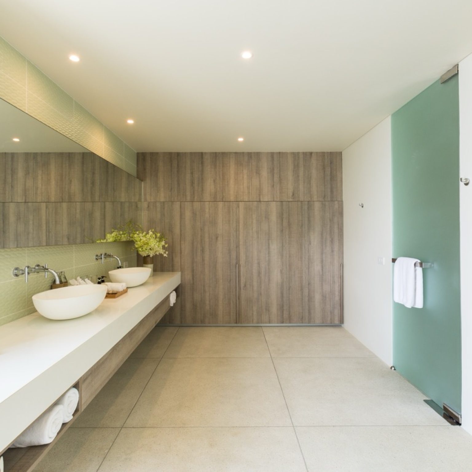 Bathroom_master-001 – Grande