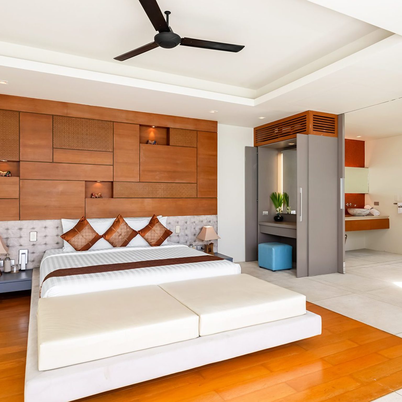 Bedroom1-3
