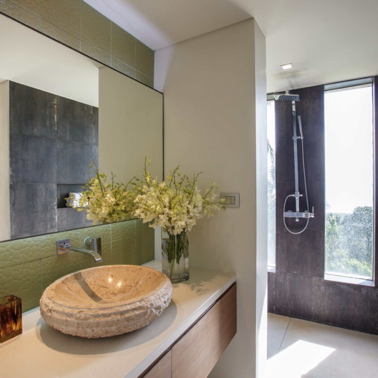 Lime V4_Bathroom_5-1 – Grande