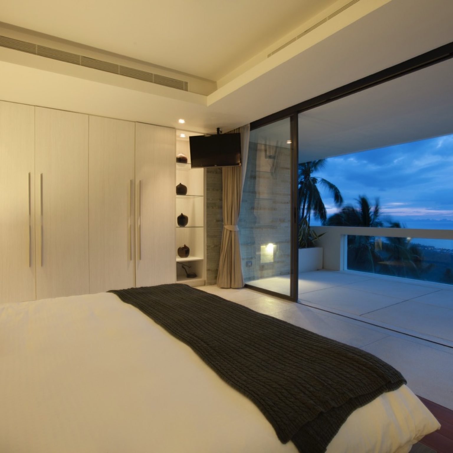 Lime V4_Bedroom_4-8 – Grande