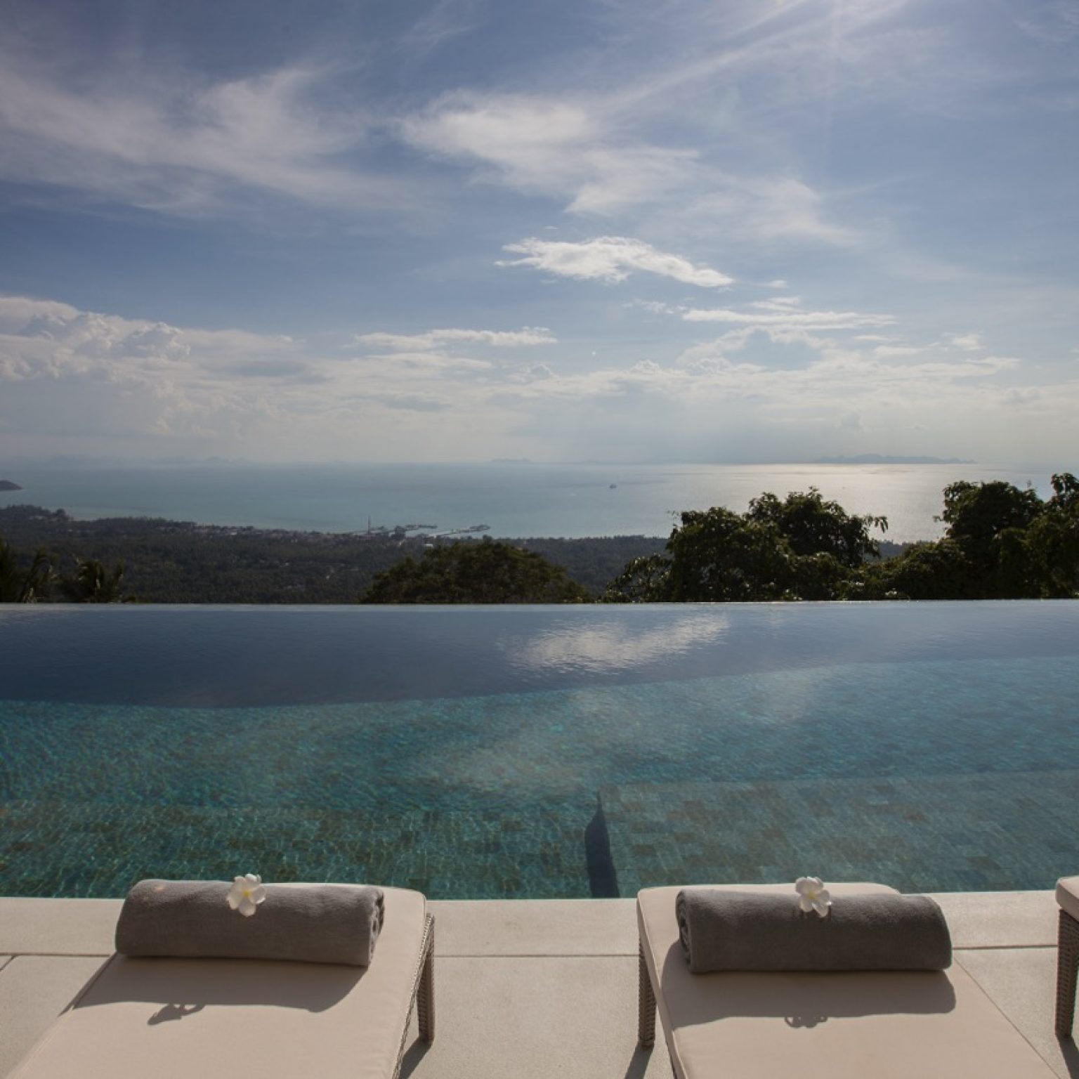 Lime V4_pool_details-8 – Grande