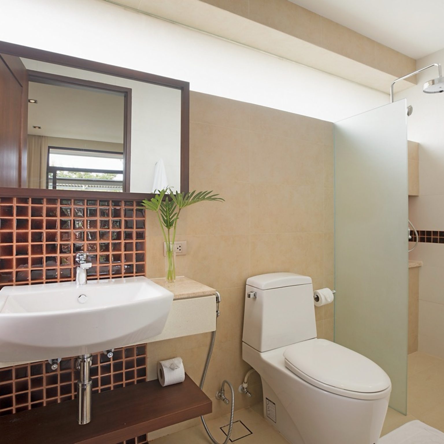 Six Hills Guest’s Bath – Grande