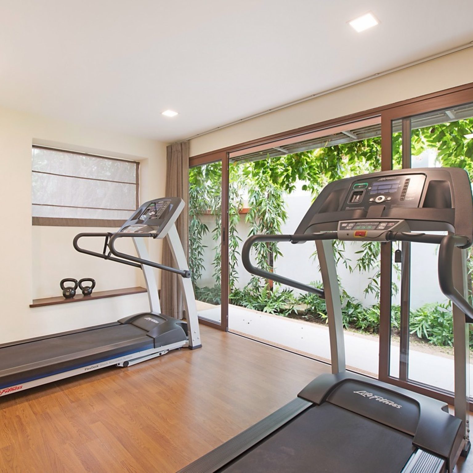 Six Hills – Gym – Grande
