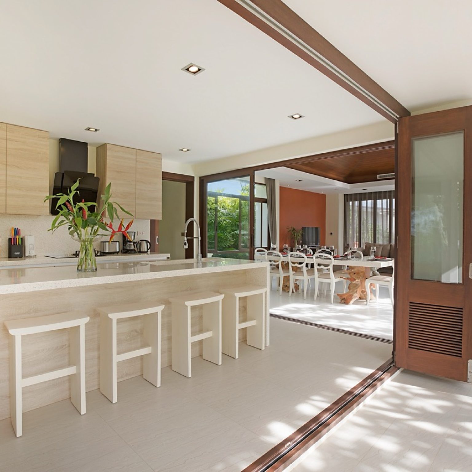 Six Hills – Kitchen (2) – Grande