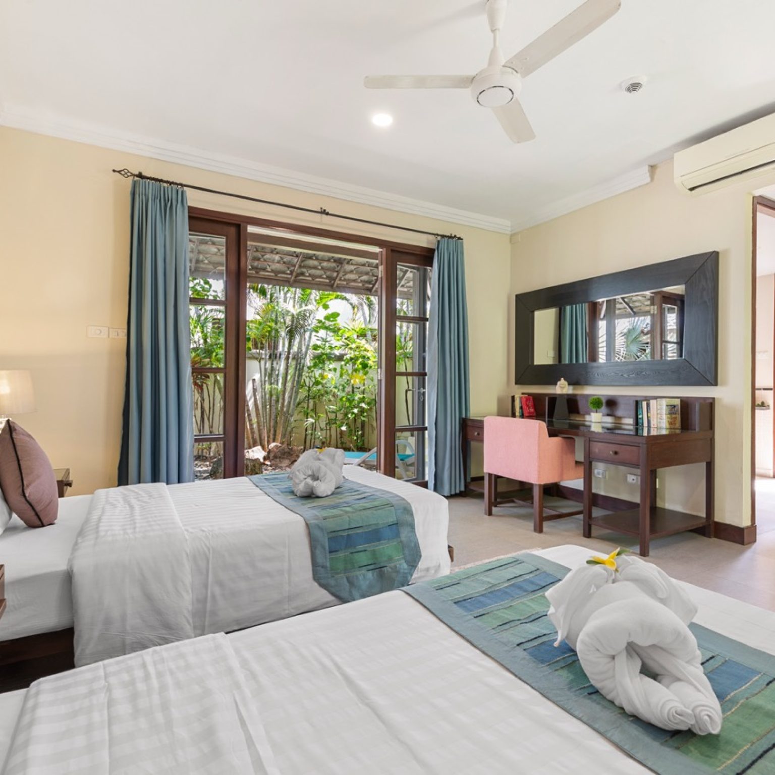 The Beach House – Kanda 32 – October 2024 (103) – Grande