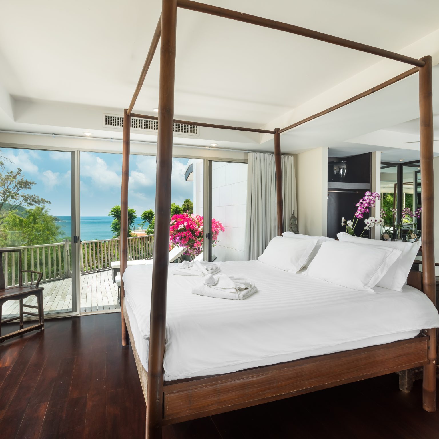 Villa Katamalee – Guest bedroom overview