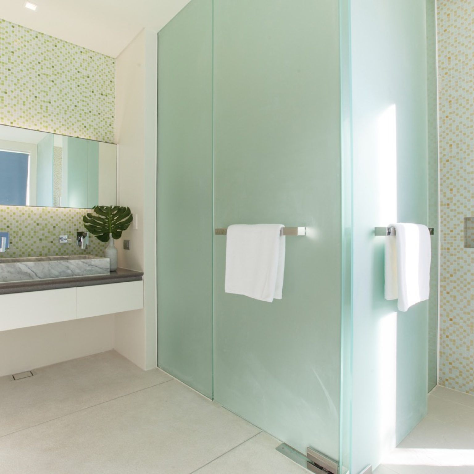 Villa Splash -Bathroom 5-002 – Grande