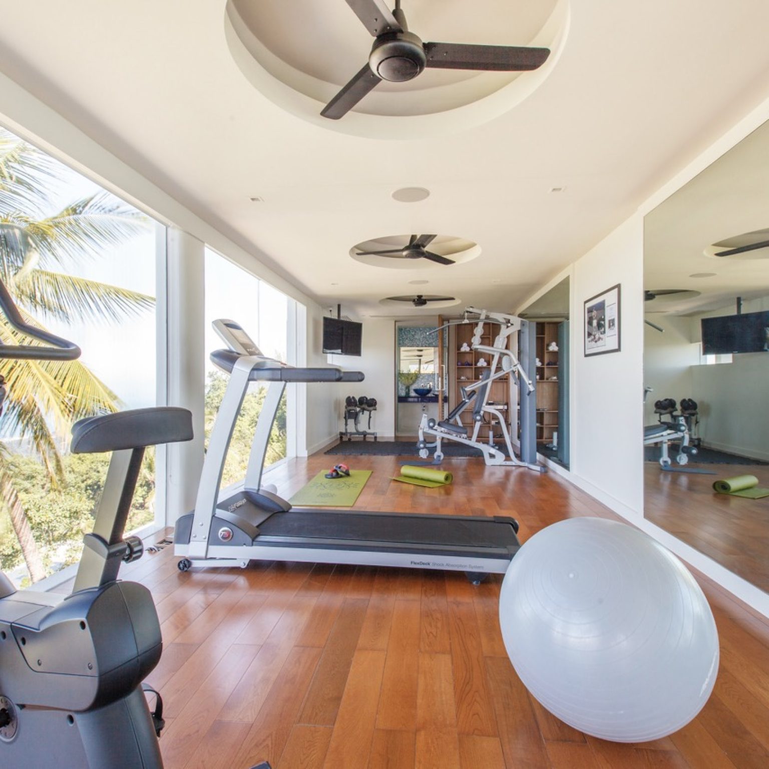 Villa Splash -Gym-002 – Grande
