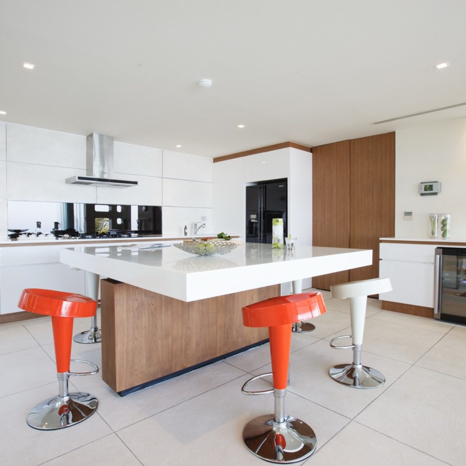 Villa Splash -Kitchen-001 – Grande
