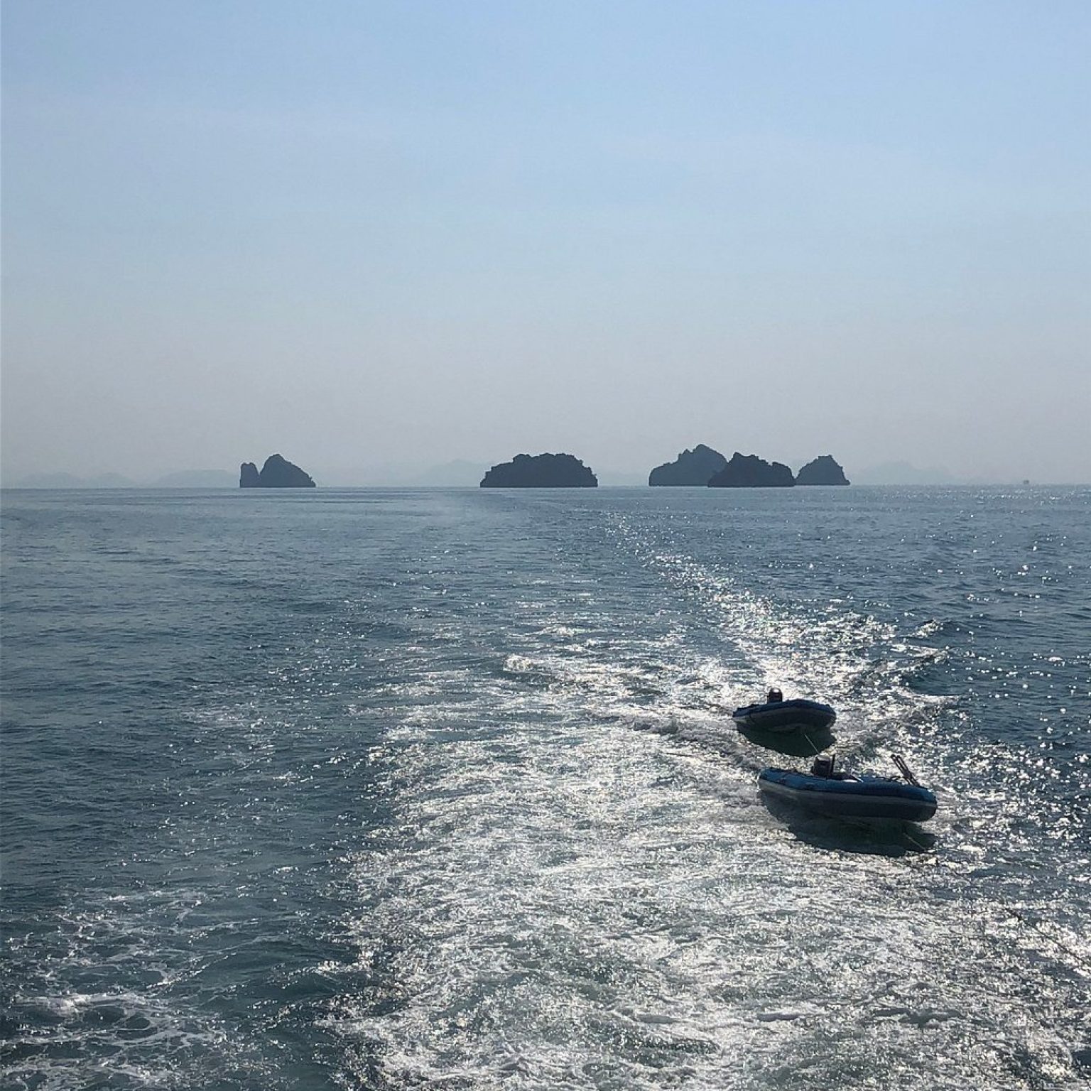 classic-thai-yacht-half