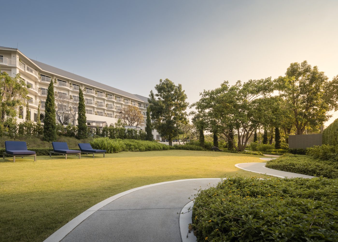 Cross Pattaya Pratamnak