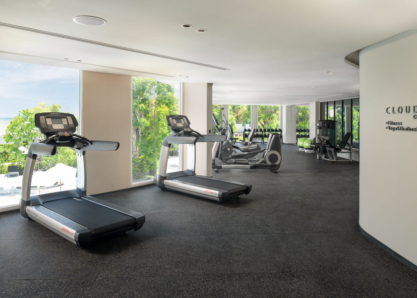 Cross Pattaya Pratamnak