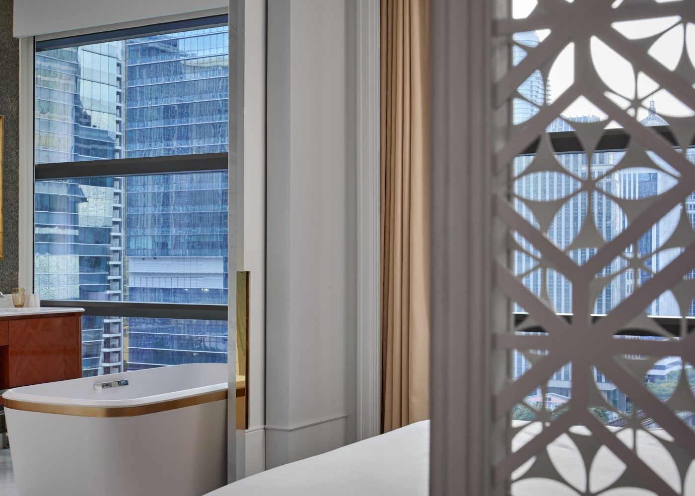 Rosewood Bangkok | 5-Star Luxury Hotel