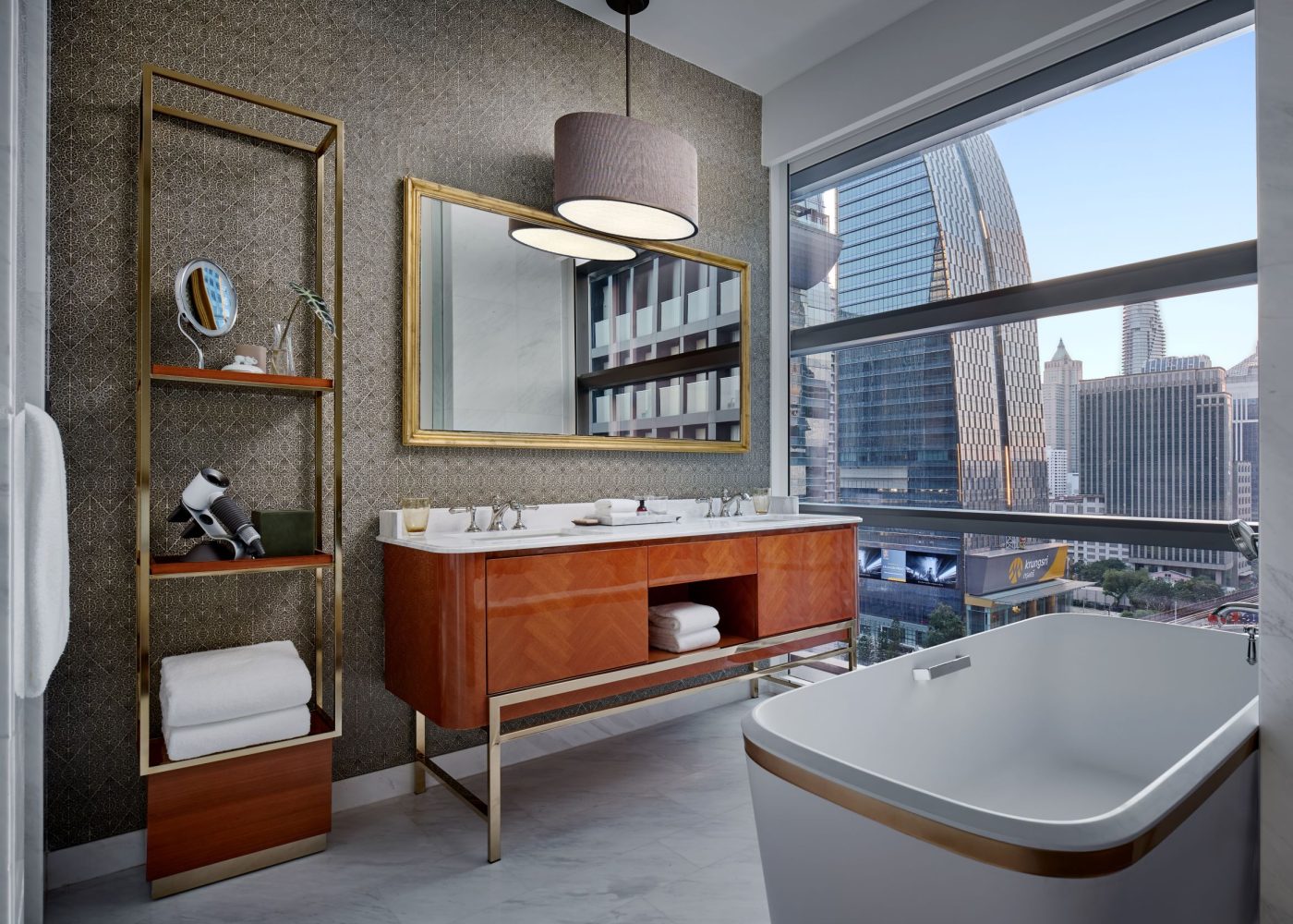 Rosewood Bangkok | 5-Star Luxury Hotel