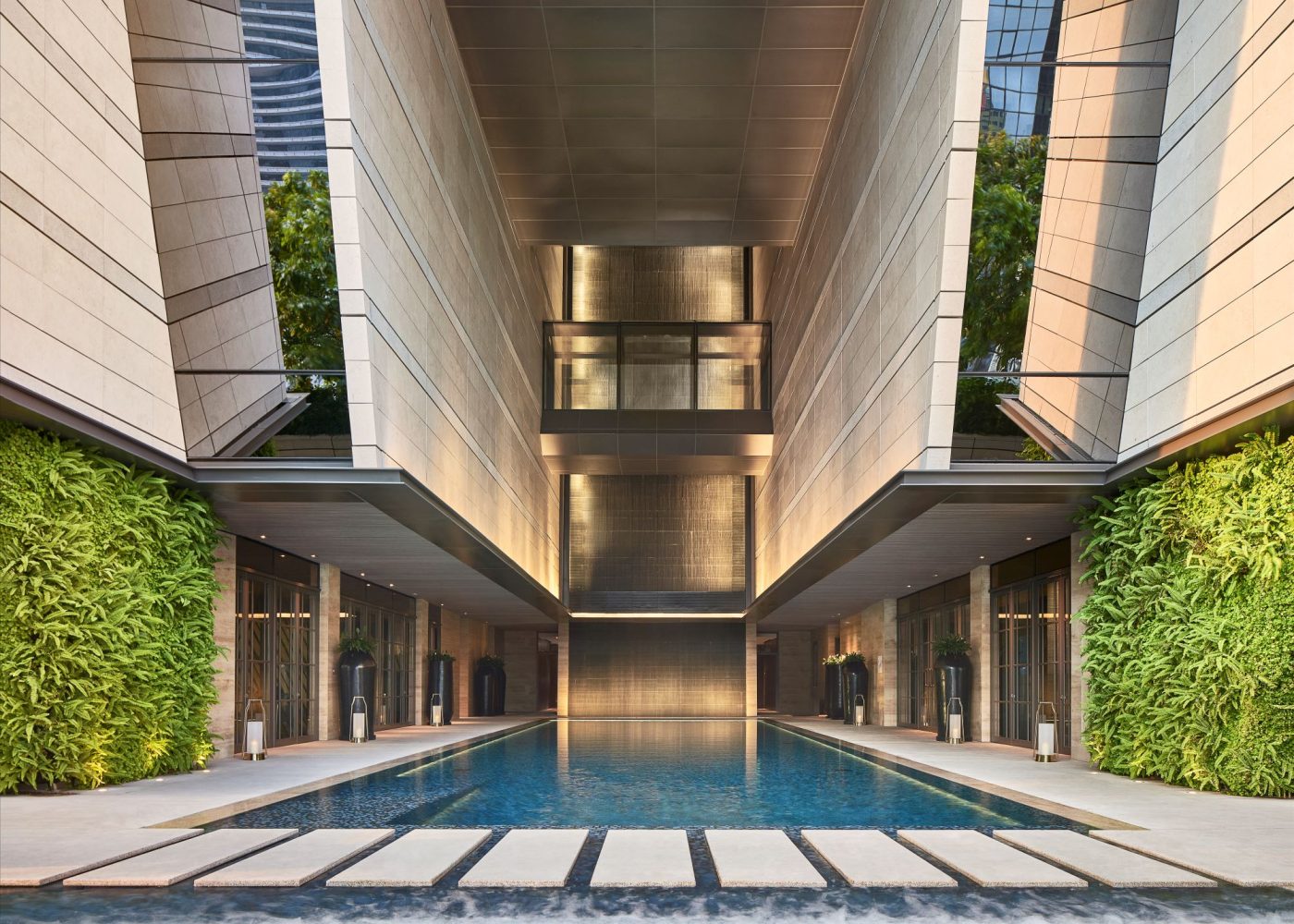 Rosewood Bangkok | 5-Star Luxury Hotel