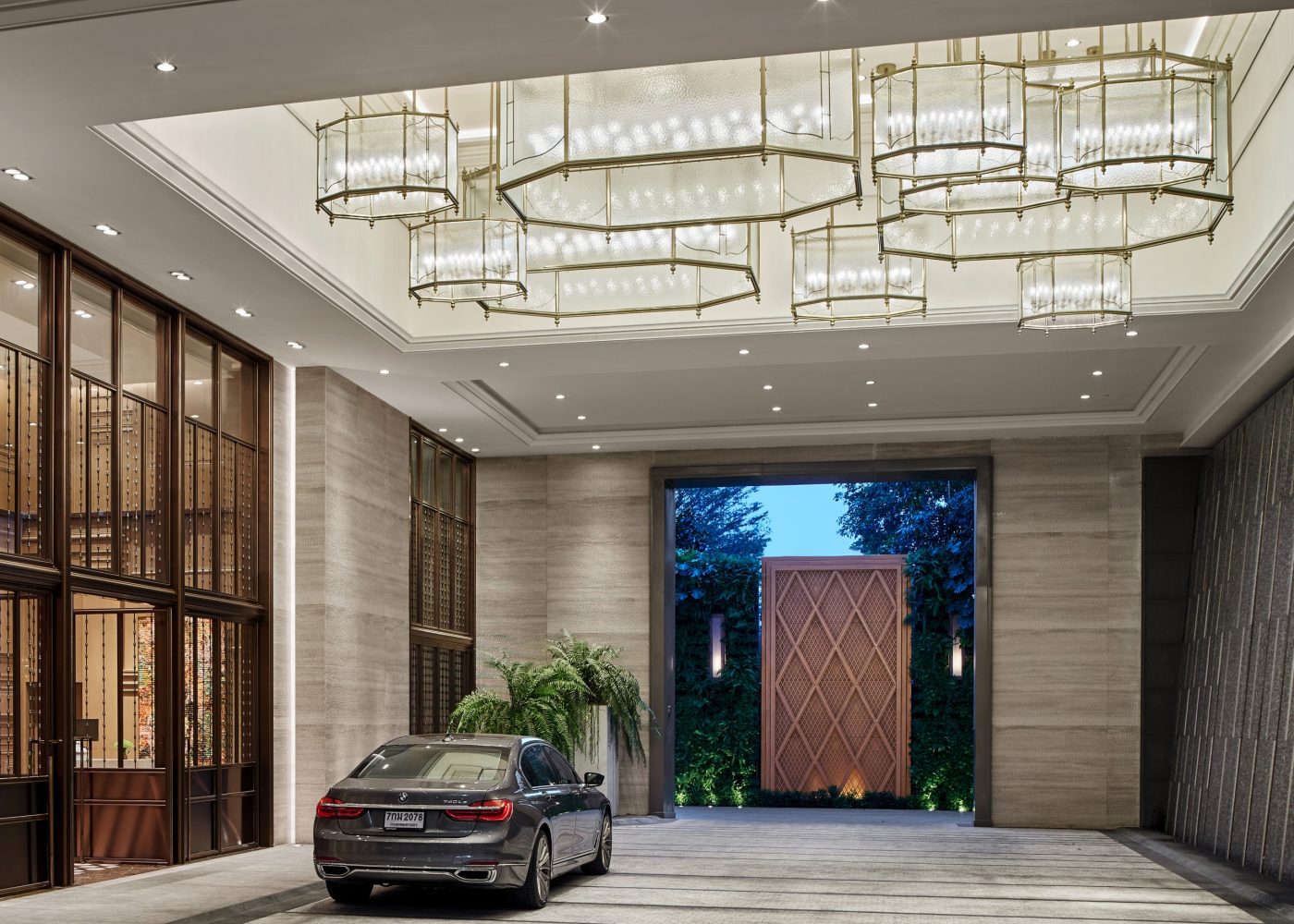 Rosewood Bangkok | 5-Star Luxury Hotel