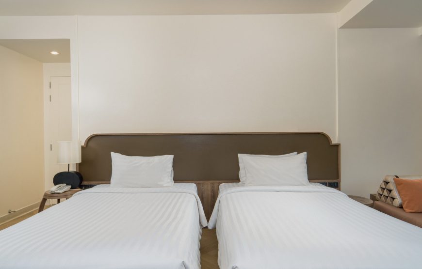 Deluxe Elegant Room