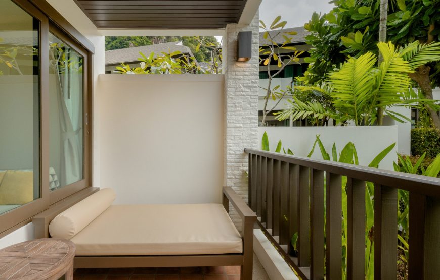 Deluxe Grand Room
