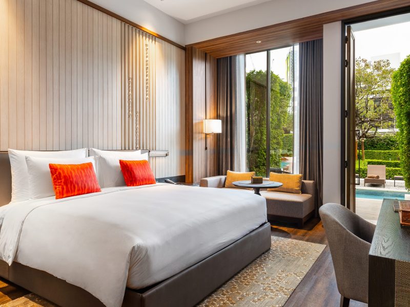 Deluxe Pool Access Room