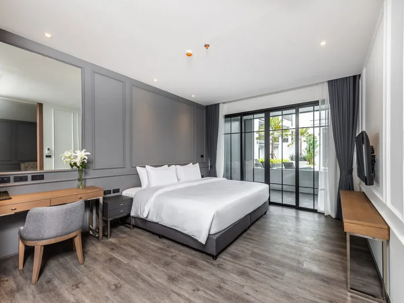 Deluxe Double Room Pool View